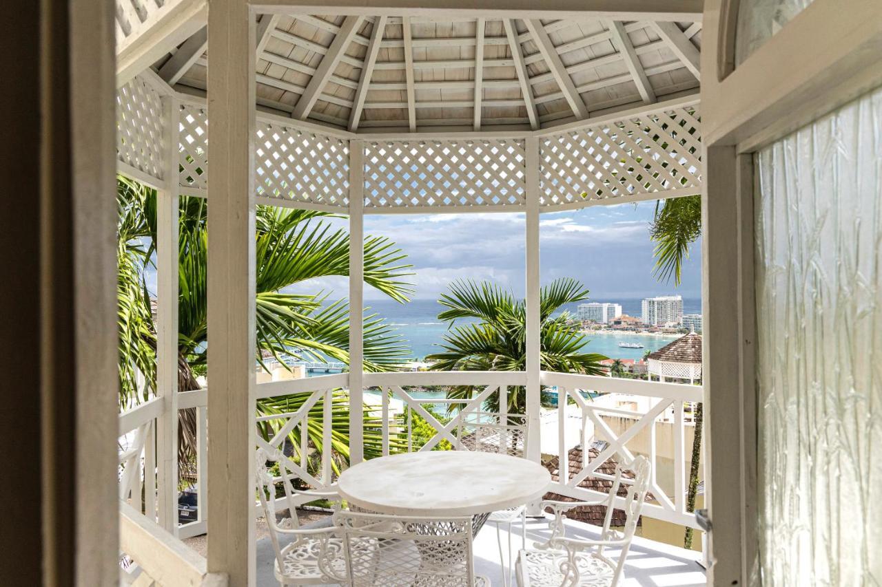 אוצ'ו ריוס Pampered In Paradise Near Ian Fleming Airport Ocj מראה חיצוני תמונה